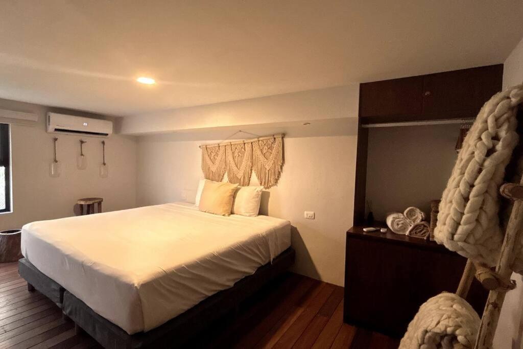 1 Apartment